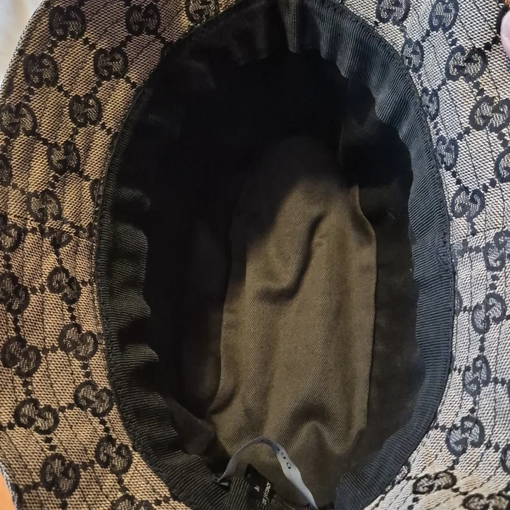 Gucci Black and Burgundy Monogram Bucket Hat - Picture 7 of 7